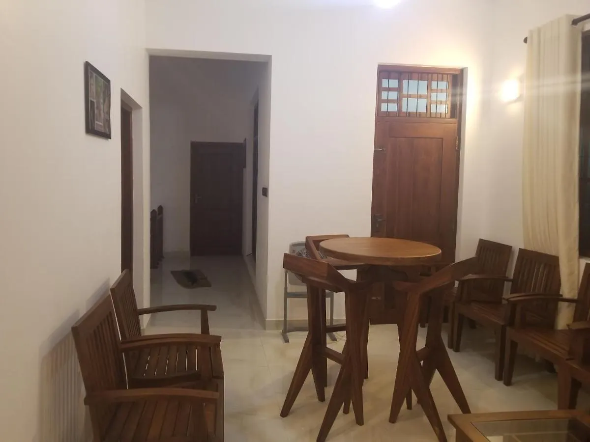 Apartment Hashi Villa Ja-Ela